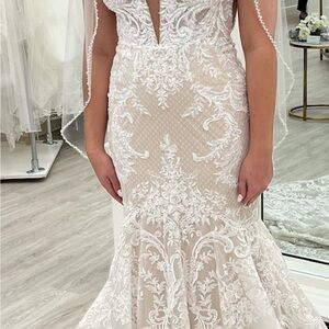 Martina Liana Tan Plunge Sleeveless Wedding Gown